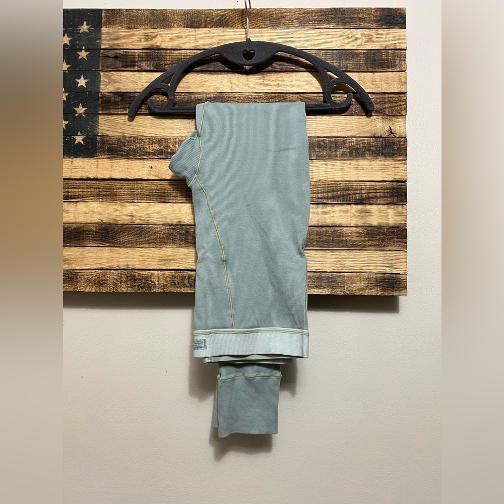 SKIMS Cotton Rib Legging - Picture 2 of 10